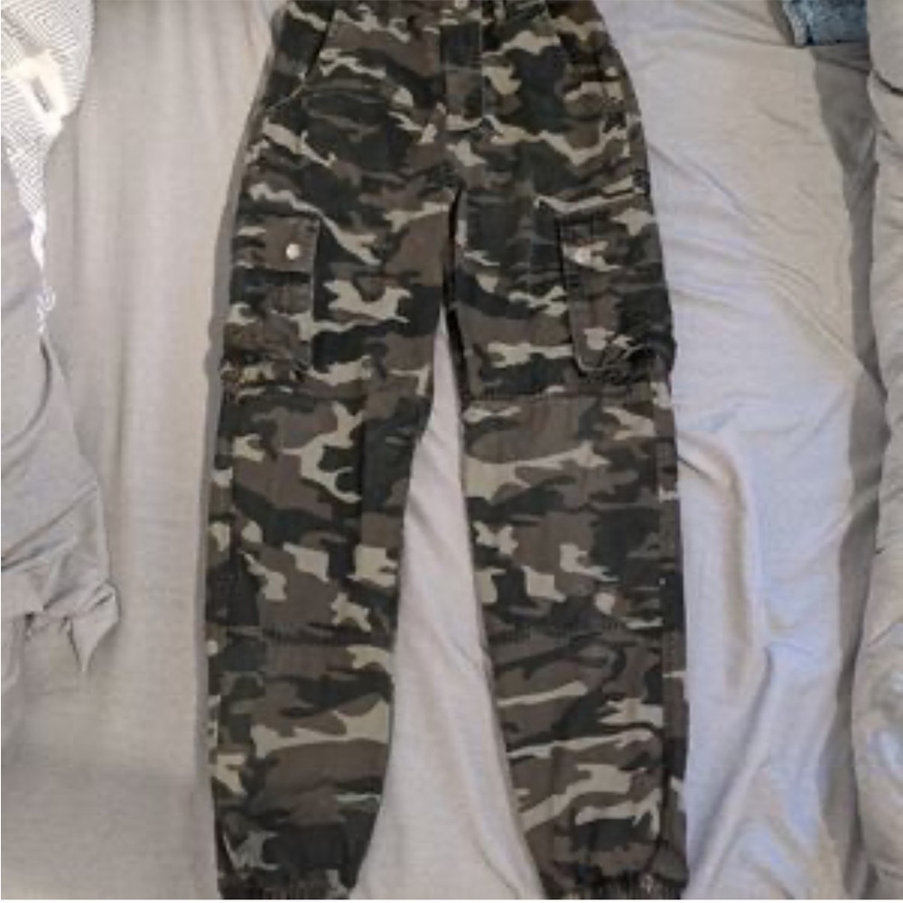Camo Cargo Jogger Pant- Sz L-EUC- Side pockets - Picture 9 of 16